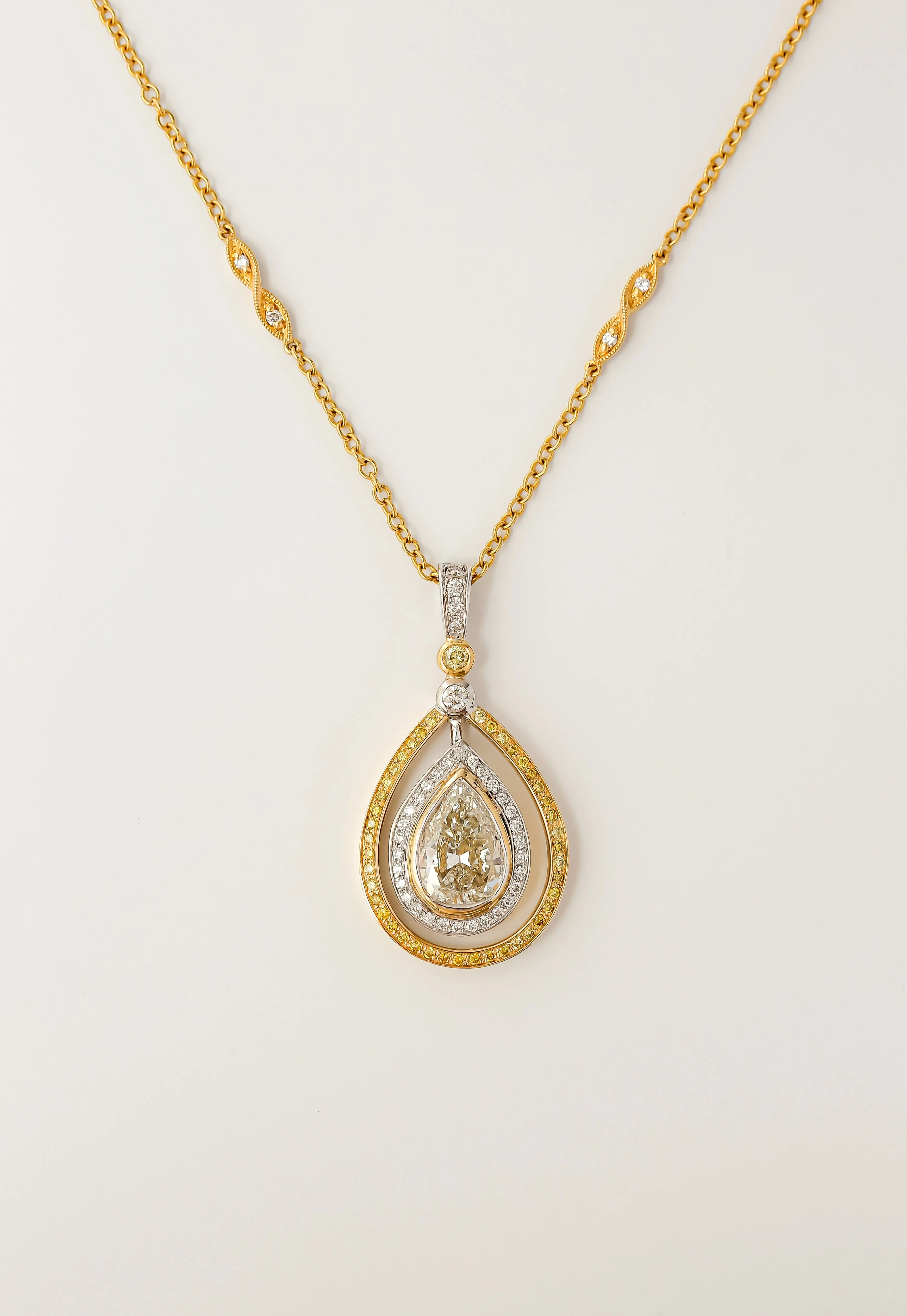 2.45ct TDW Pear Circuit Necklace (GIA)