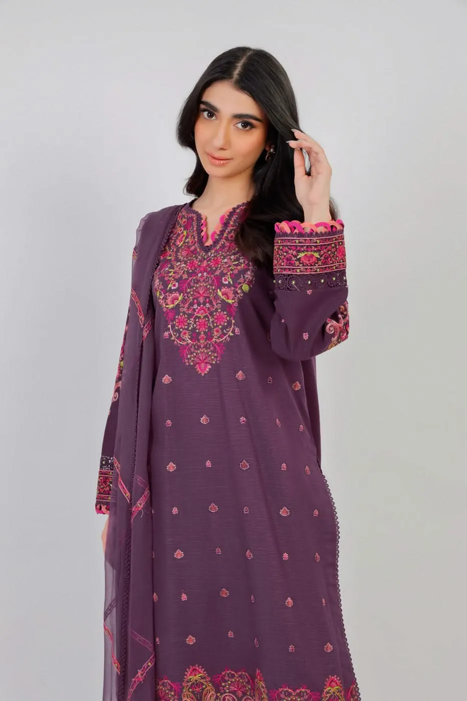 3 Pc Embroidered Khaddar Suit With Chiffon Dupatta
