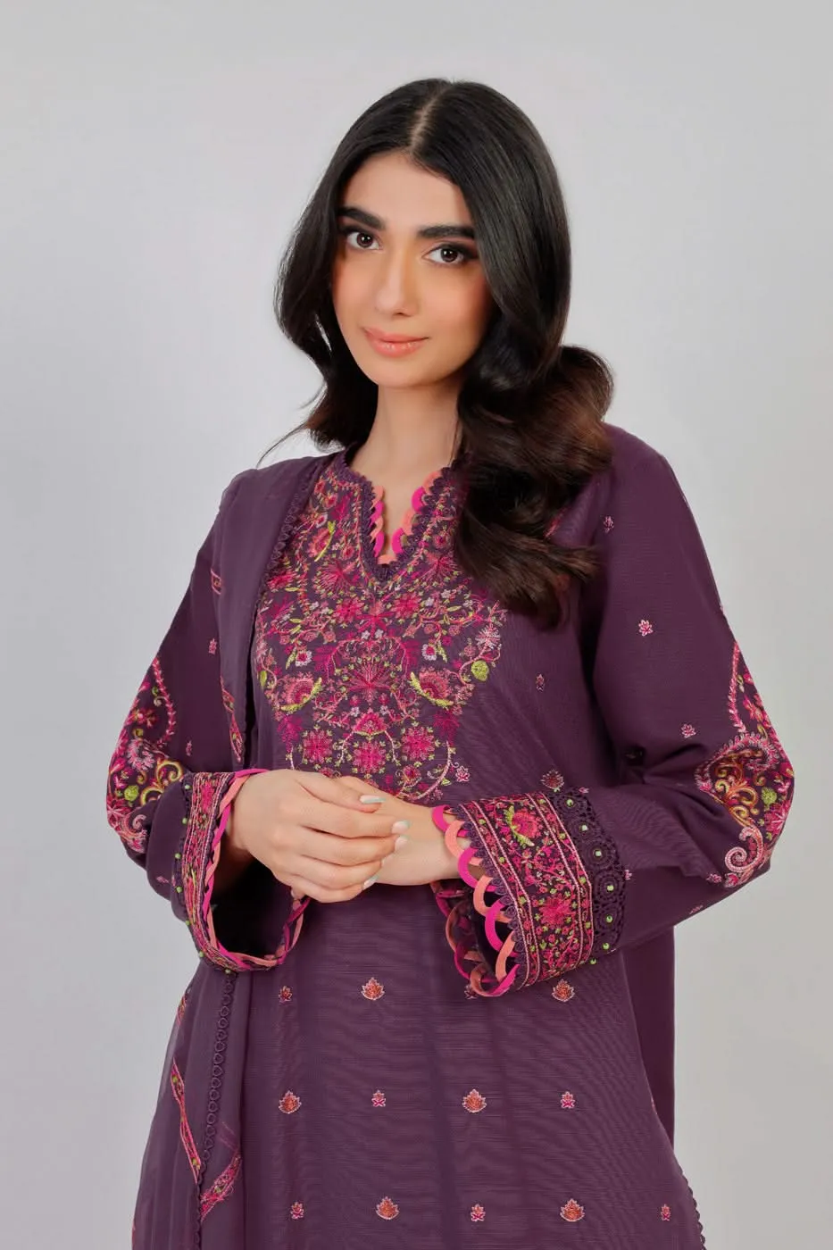 3 Pc Embroidered Khaddar Suit With Chiffon Dupatta