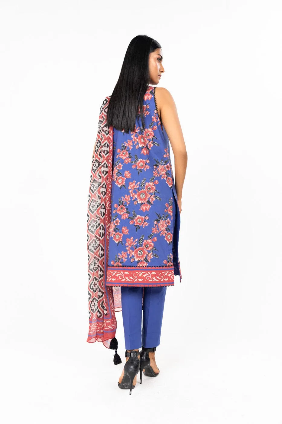 3 Pc Printed Lawn Suit With Printed Poly Chiffon Dupatta