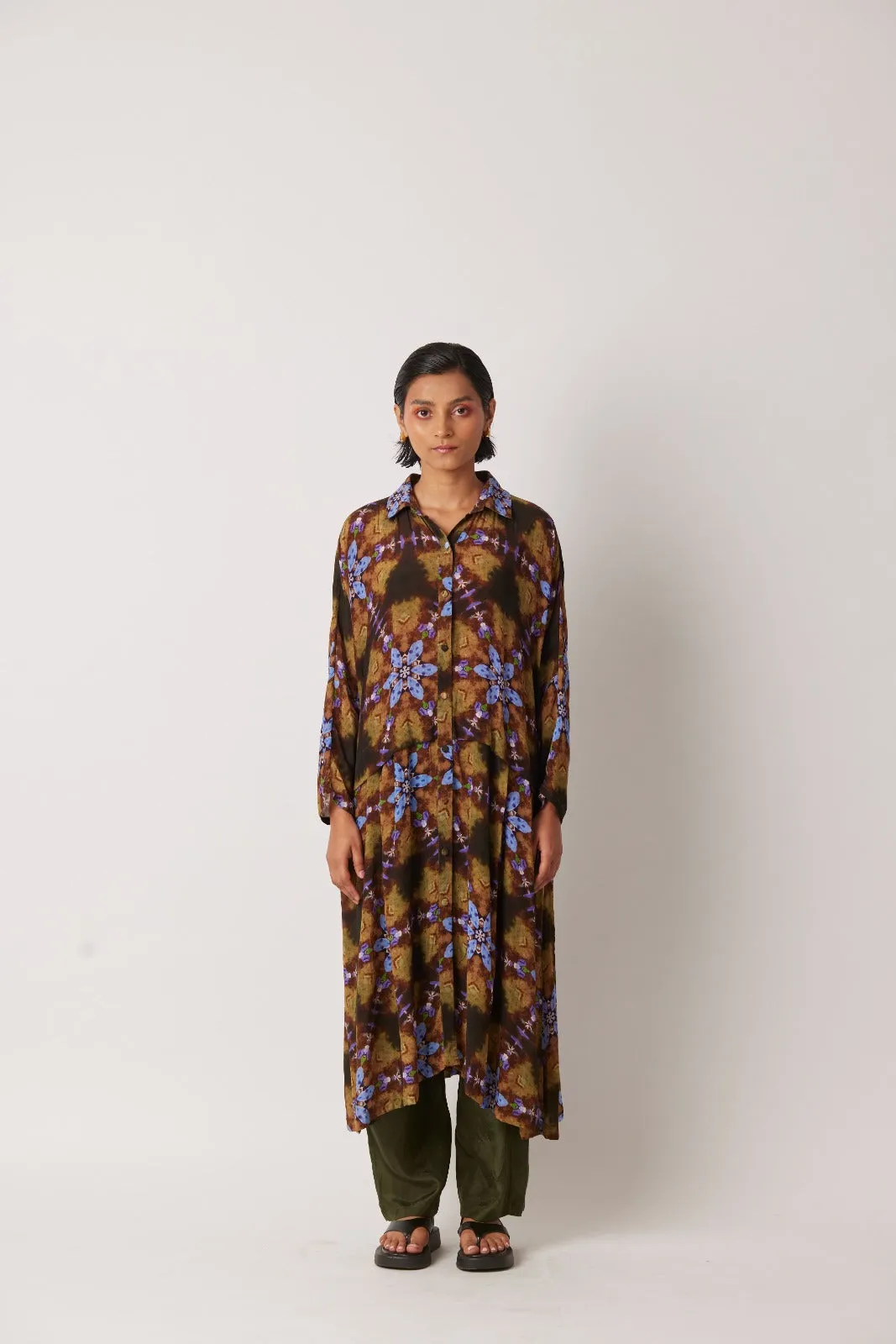 Elegant AARDO Dress with Flattering Design for Women