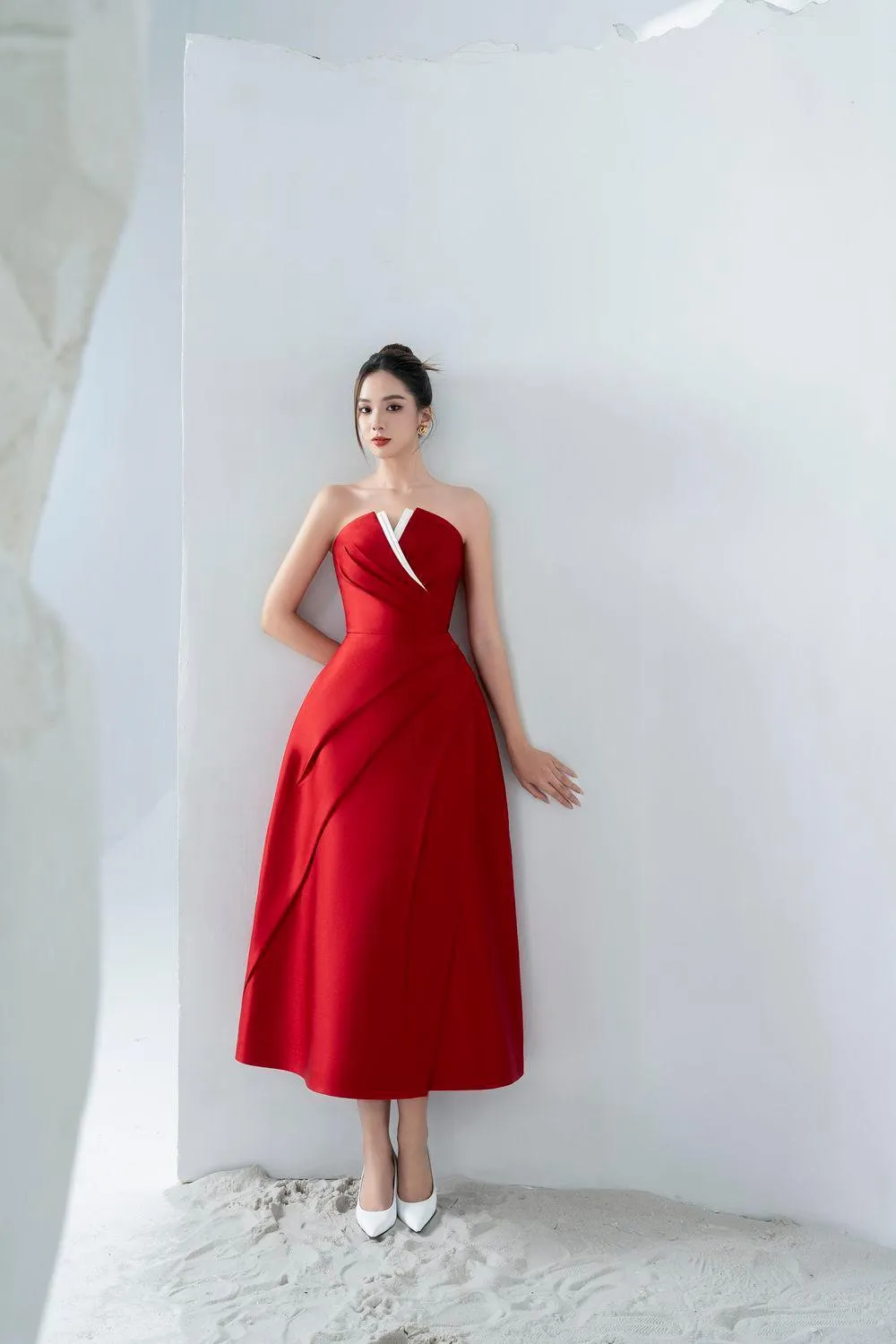 Almira Strapless Pleated Chest Taffeta Midi Dress