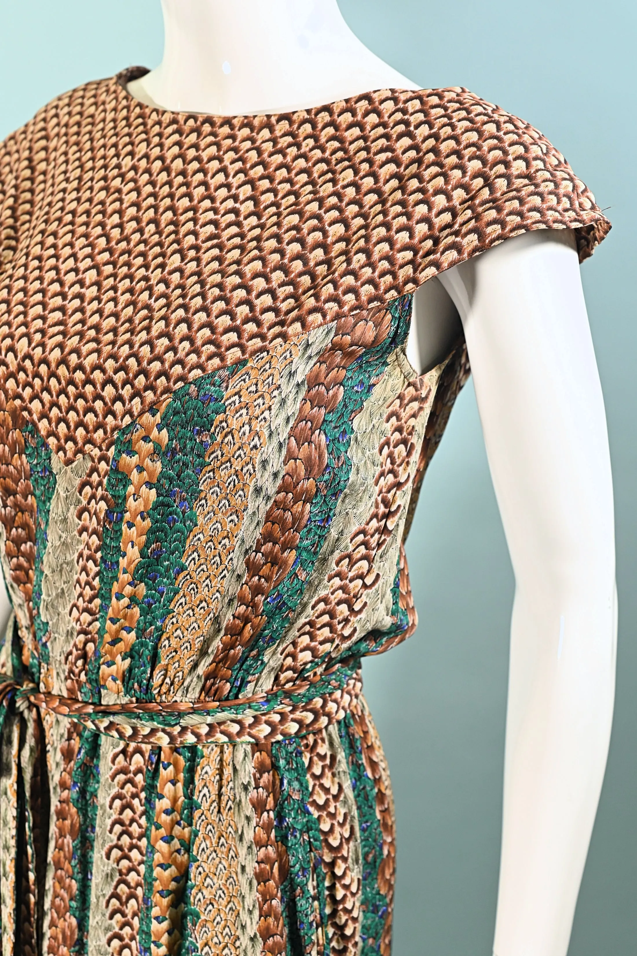 Argenti Vintage 70s Silk Dress, Feather Print Sheath Dress S