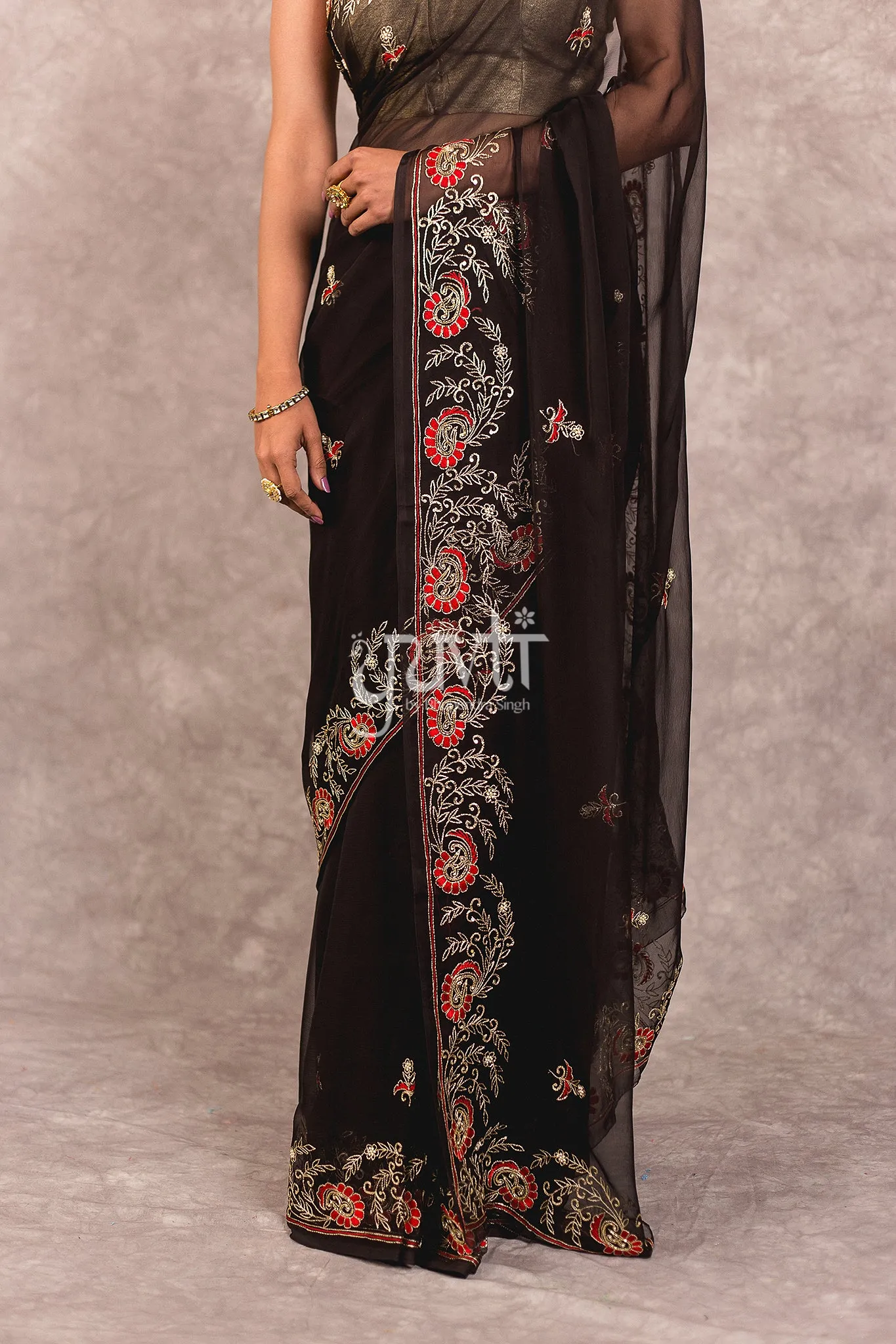 Elegant Black Viscose Chiffon Saree with Intricate Aari Resham Embroidery