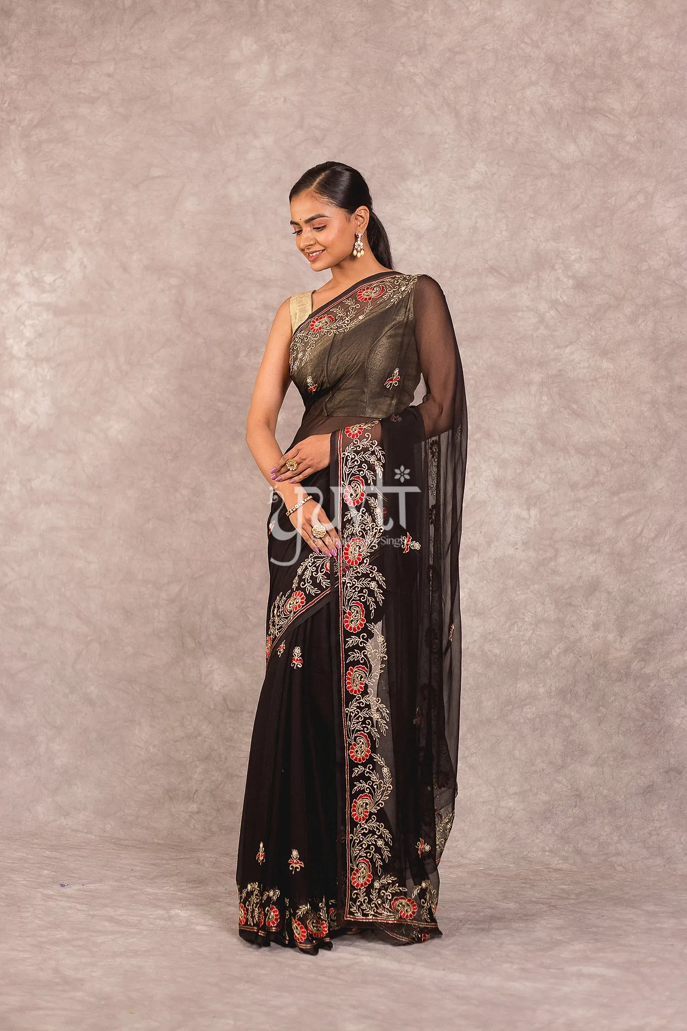 Elegant Black Viscose Chiffon Saree with Intricate Aari Resham Embroidery