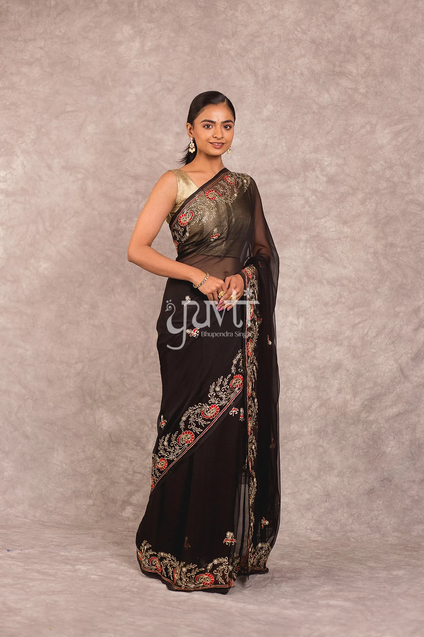 Elegant Black Viscose Chiffon Saree with Intricate Aari Resham Embroidery