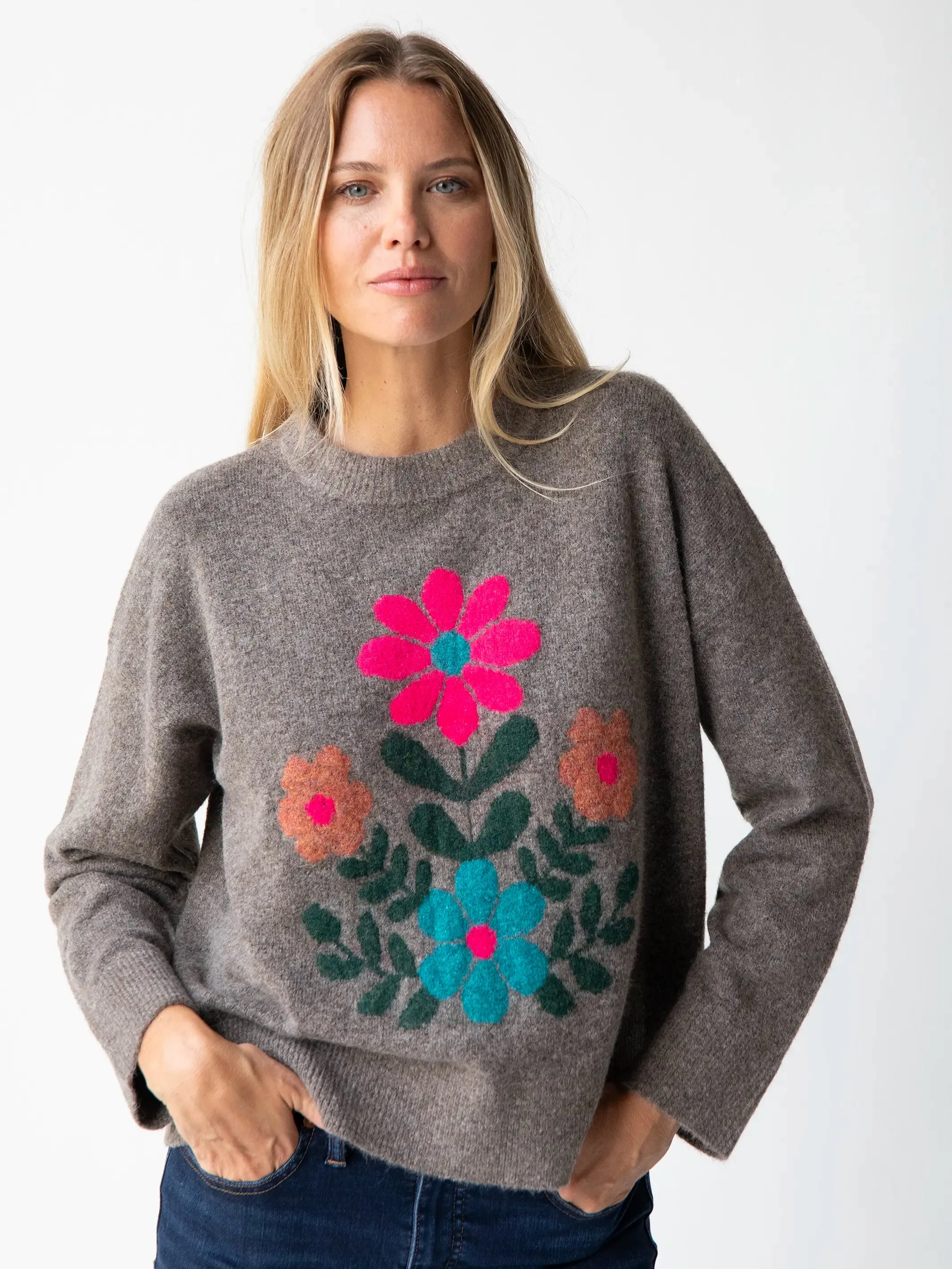 Boxy Intarsia Sweater - Brown Folk Flower