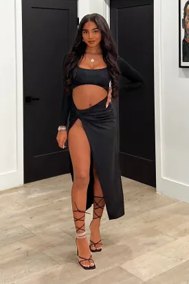 Brynlee Long Sleeve Cutout Maxi Dress (Black)