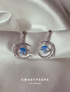 Everly Blue Mood Crescent Studs - Silver