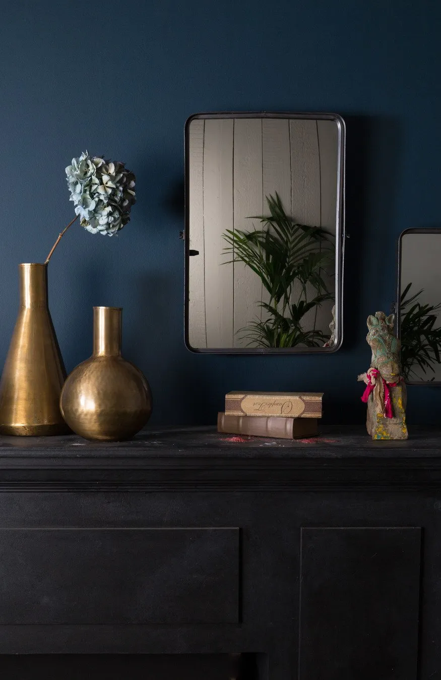 Hari Slim Vase