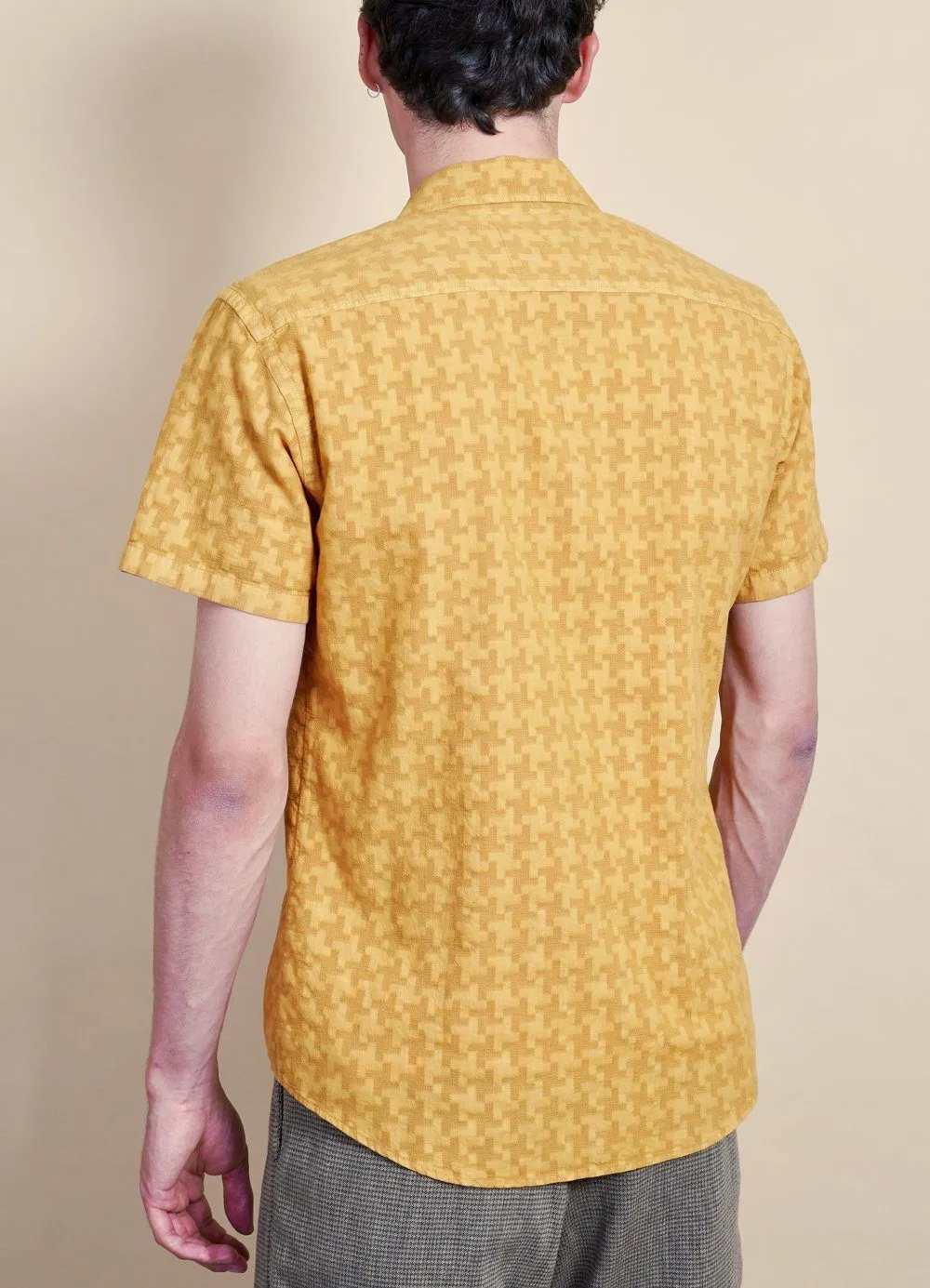 JONNY | Short Sleeve Shirt | Gold