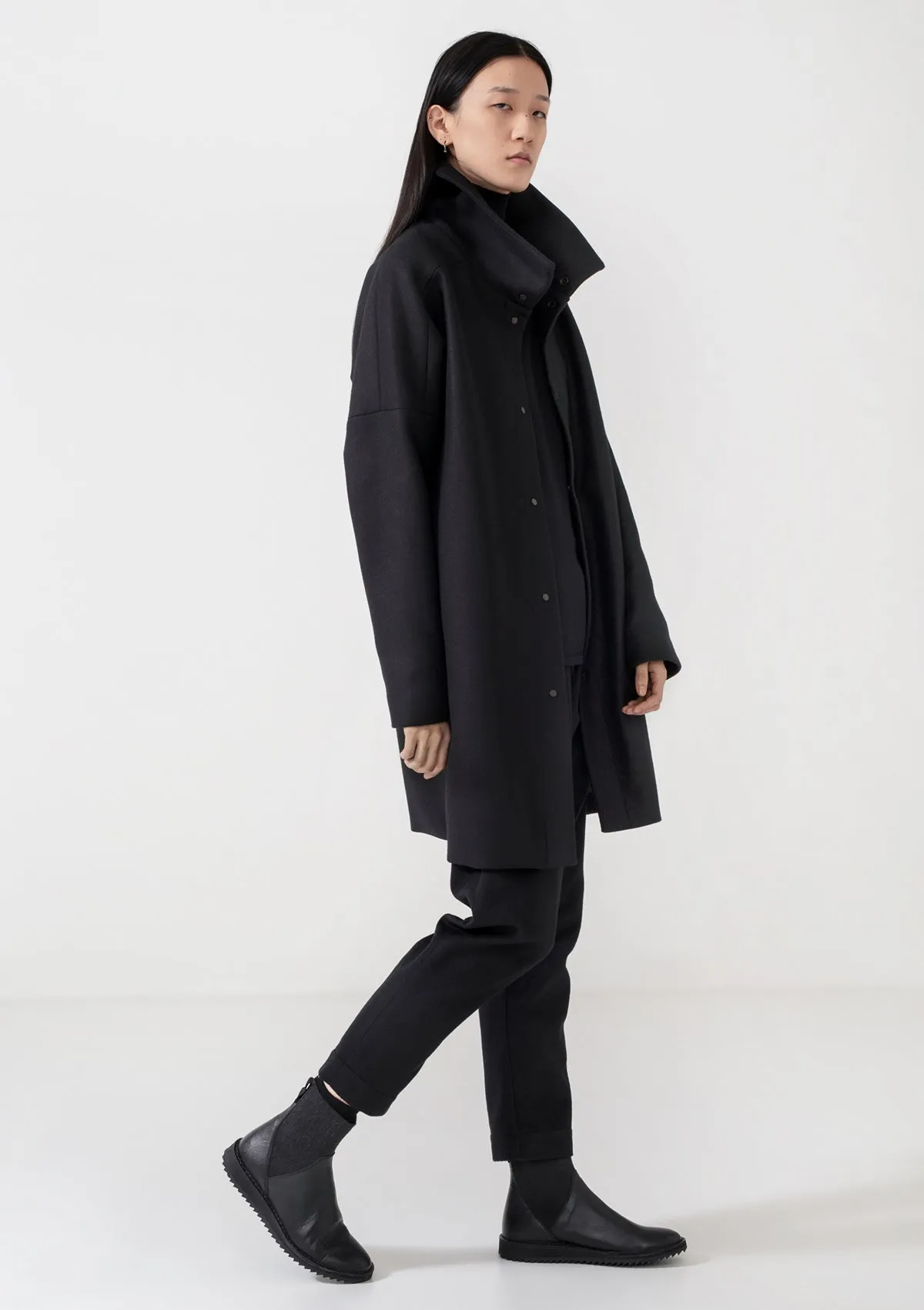 "MANTLE" COAT