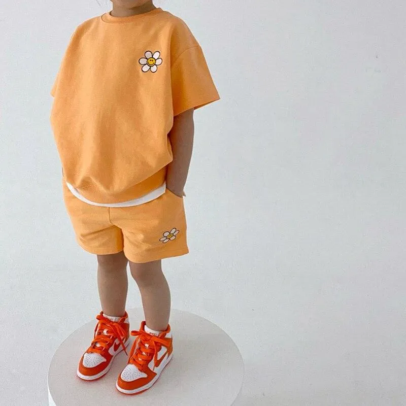 Solid Sunshine Daisy Top With Shorts