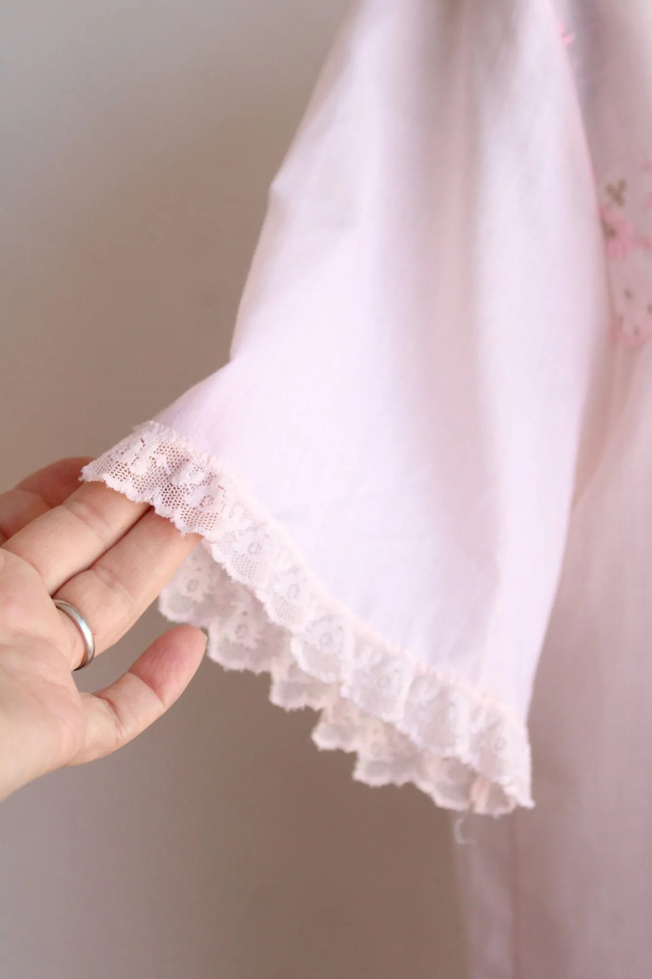 Vintage 1970s Sears Pink Floral Embroidered PJ Top