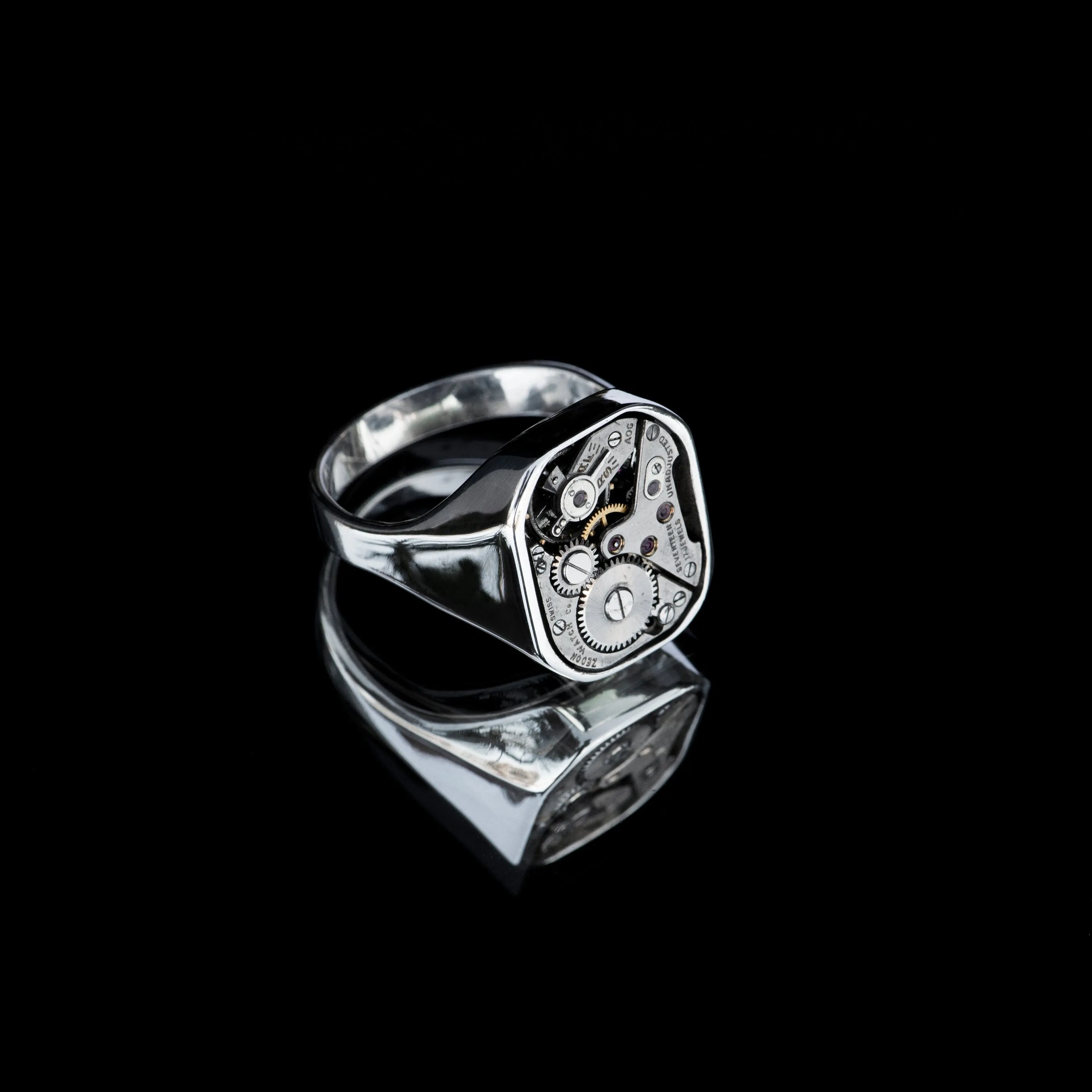 Vintage Ruby Ring - SLIM SIR